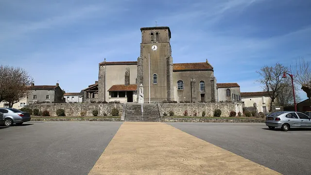 Photo de Azay-sur-Thouet