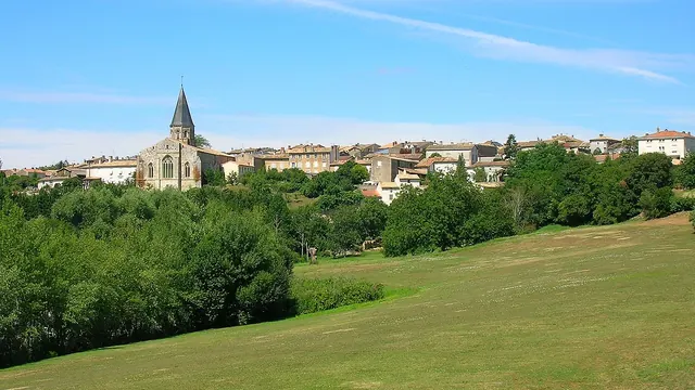 Photo de Champdeniers-Saint-Denis