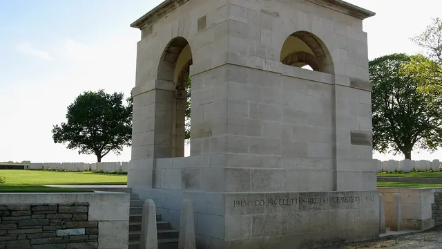 Photo de Courcelette