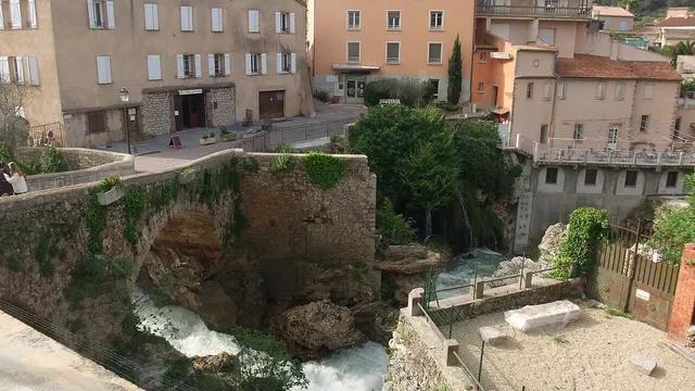 Photo de Trans-en-Provence
