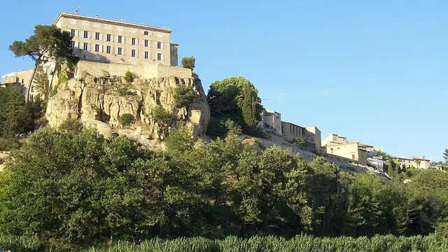 Photo de Lauris