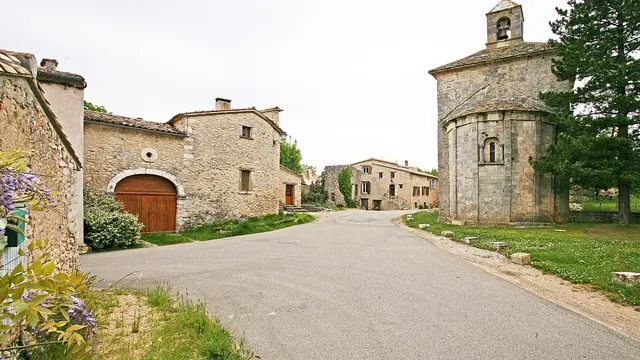 Photo de Saint-Trinit