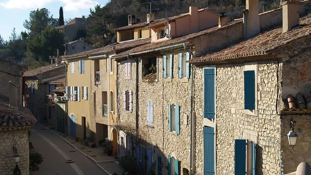 Photo de Vitrolles-en-Lubéron