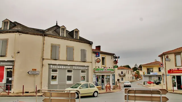 Photo de Aubigny-Les Clouzeaux