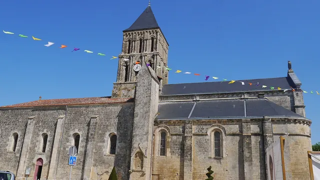 Photo de Saint-Hilaire-des-Loges