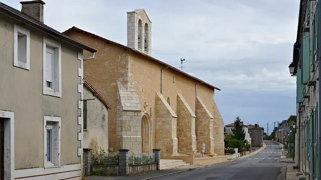 Photo de La Chapelle-Bâton