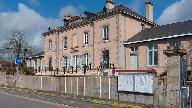 Photo de Lussac-les-Églises