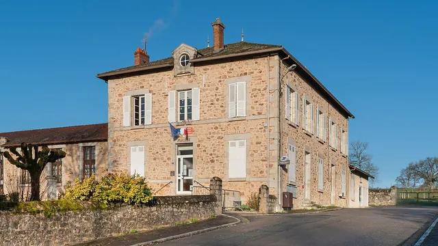 Photo de Saint-Priest-Ligoure