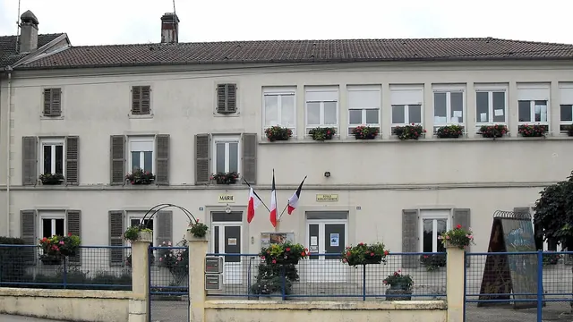 Photo de Madonne-et-Lamerey