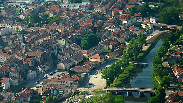 Photo de Mirecourt