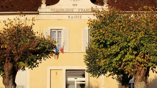 Photo de Charbuy