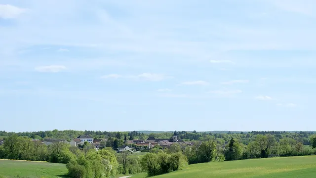 Photo de Cruzy-le-Châtel