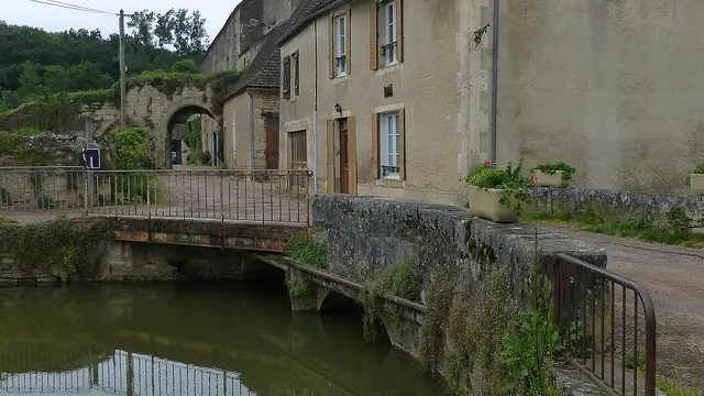 Photo de L'Isle-sur-Serein