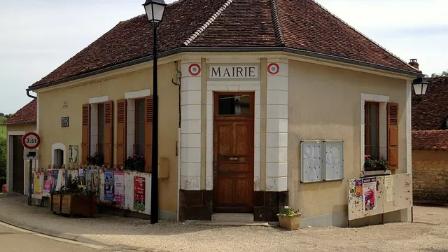 Photo de Sainte-Colombe-sur-Loing