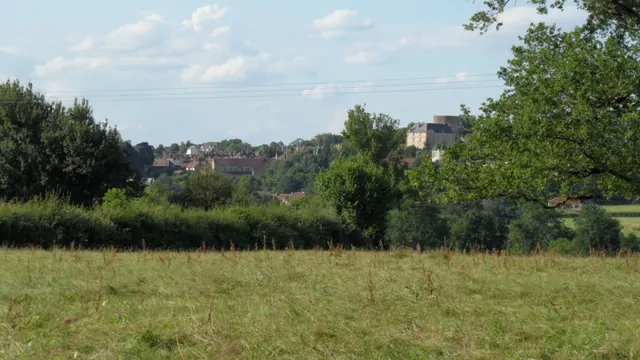Photo de Saint-Sauveur-en-Puisaye